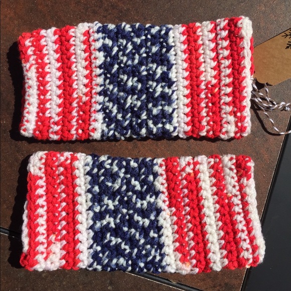 2/$49 Handmade Red White & Blue Texting Gaming Gloves Crochet Knit Artisan - Picture 2 of 3